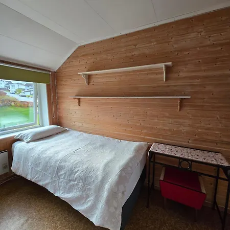 Cozy Close To Centre & Station *